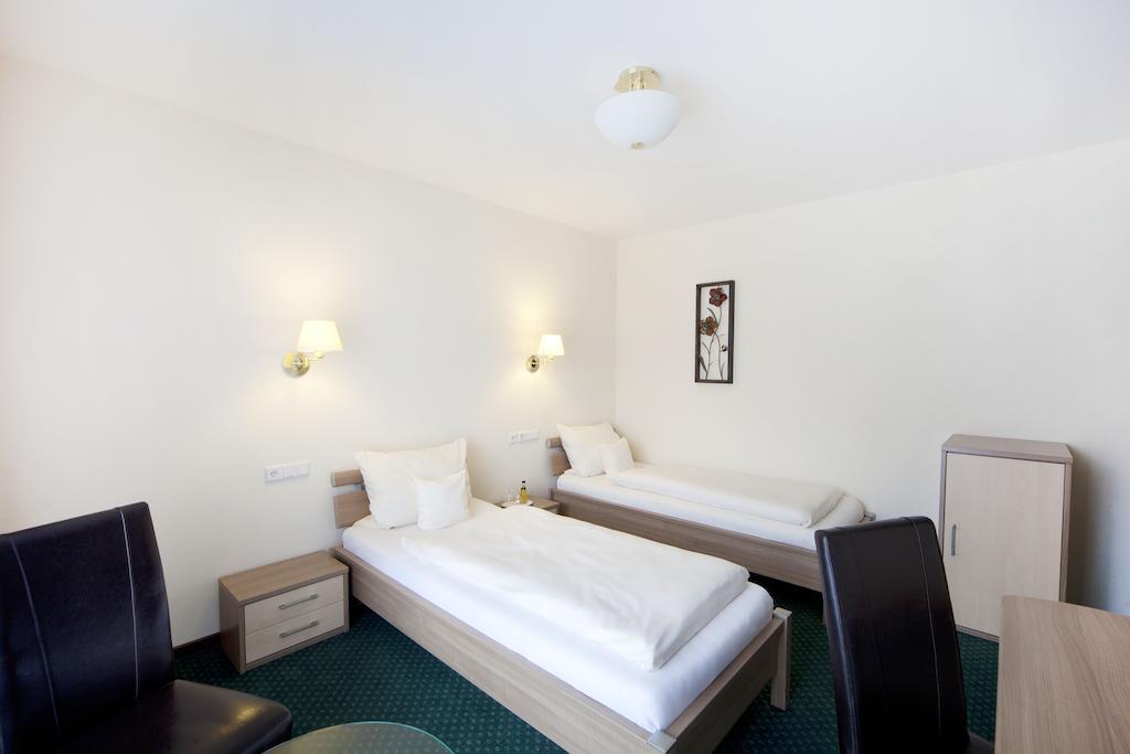 City-Hotel Friesoythe Værelse billede